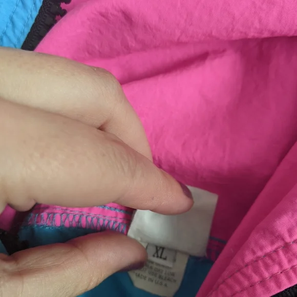 Vintage “Slippery When Wet” Windbreaker – Size XL - Picture 5 of 8